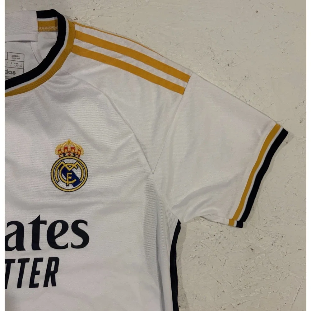Real Madrid 2024 2025 Home Soccer Jersey #5 Bellingham Adidas Mens L Slim